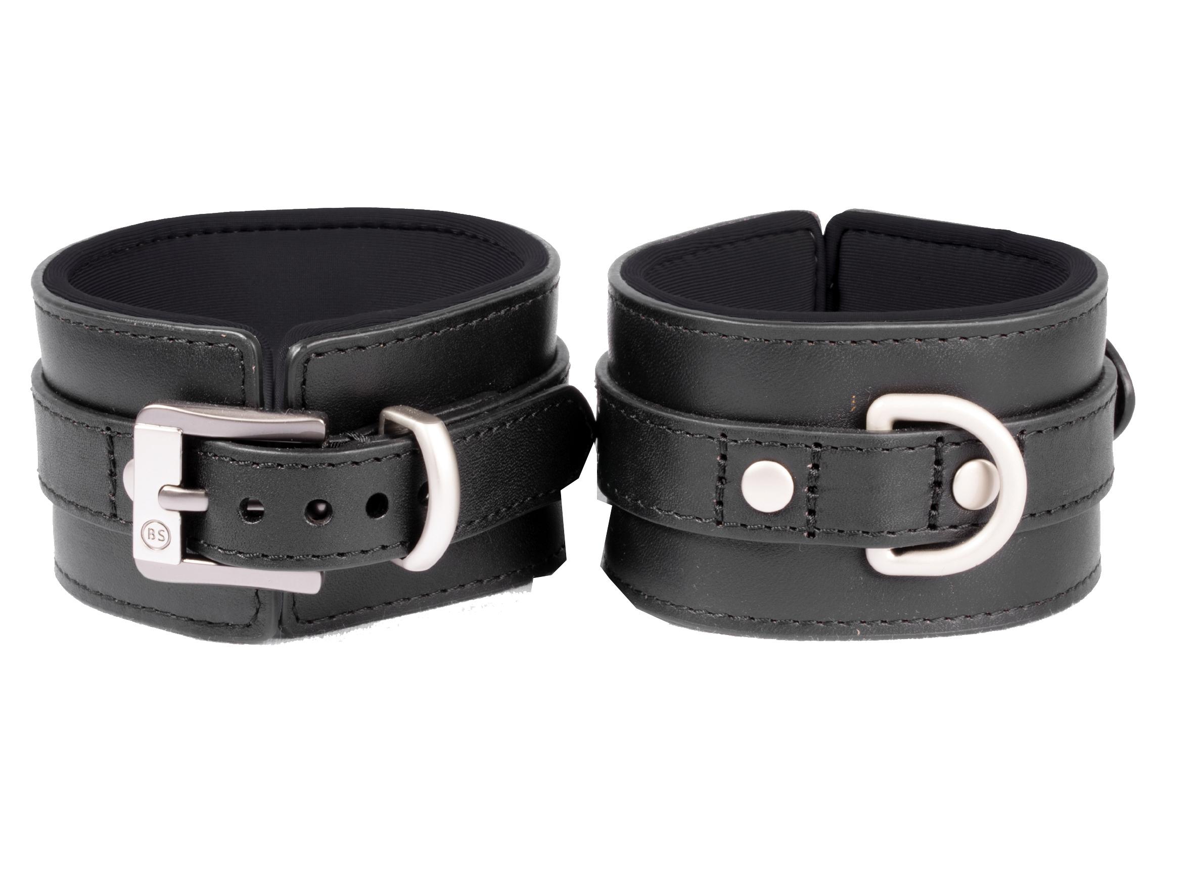 BLACK SWAN DESIGNZ - Fussfesseln Black Passion - L