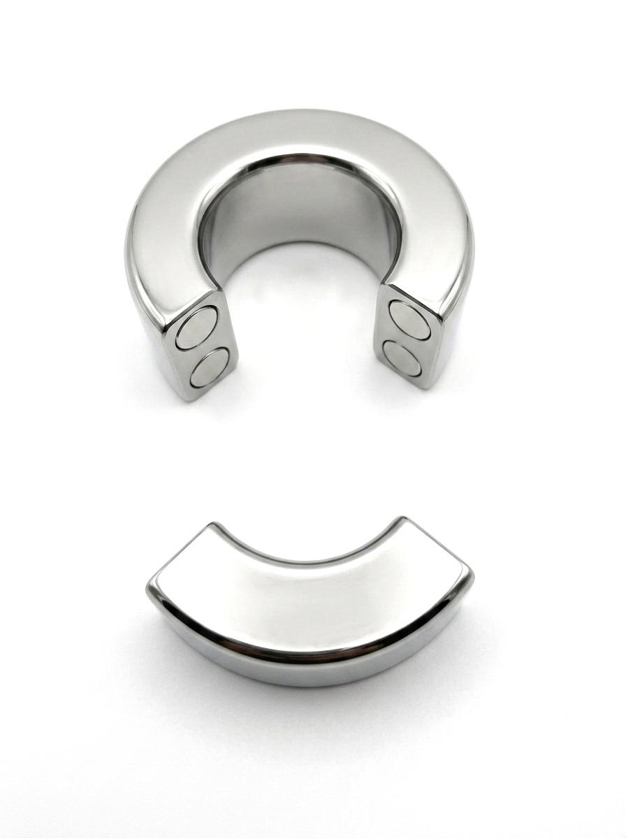 KIOTOS Steel Magnetic Ball Stretcher, Length - 3cm, Diameter - 3,5cm