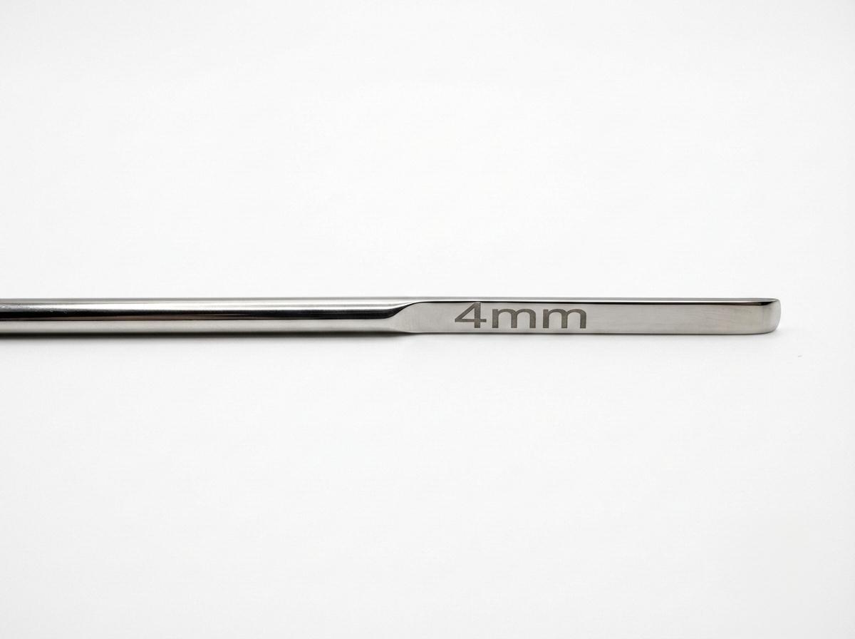 	KIOTOS Steel Single End Dilator- 4mm