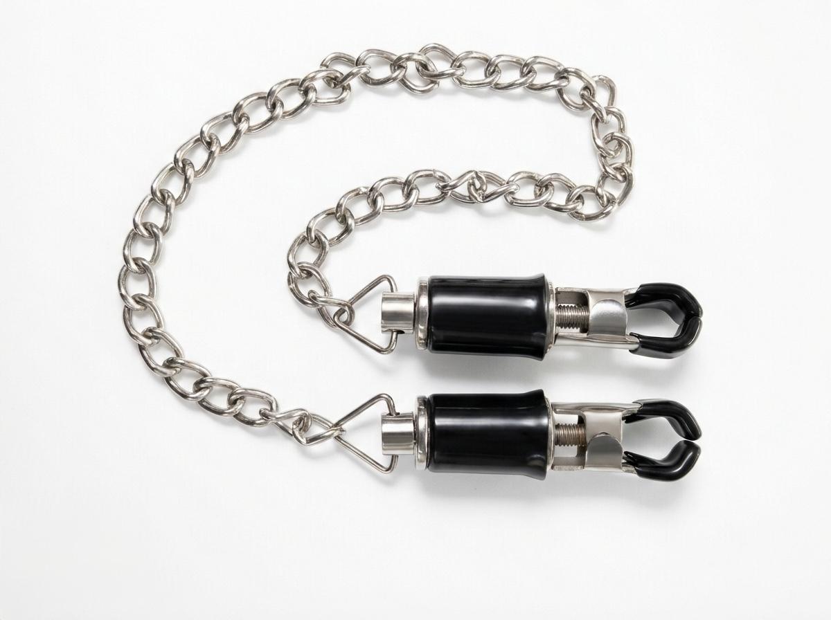KIOTOS Steel Nipple Clamps Strong Chain