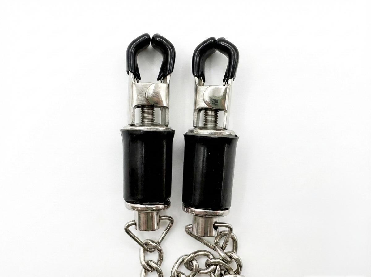 KIOTOS Steel Nipple Clamps Strong Chain
