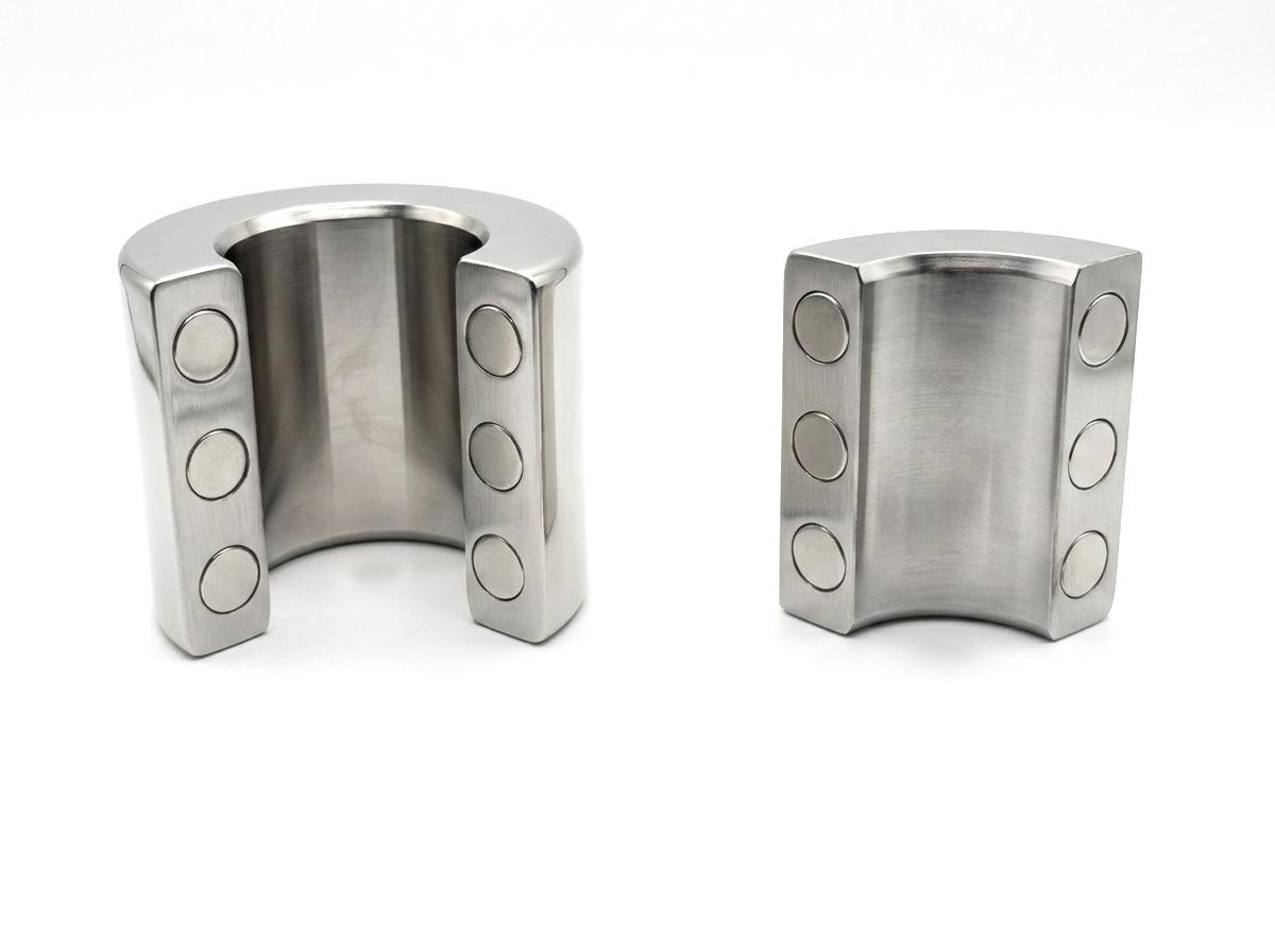 KIOTOS  Steel Magnetic Ball Stretcher, Length - 5,5cm, Diameter - 3,5cm