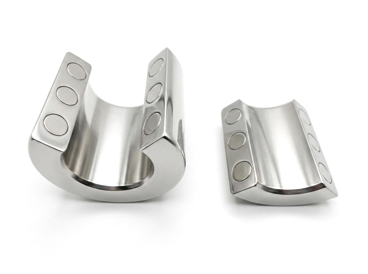 KIOTOS  Steel Magnetic Ball Stretcher, Length - 5,5cm, Diameter - 3,5cm